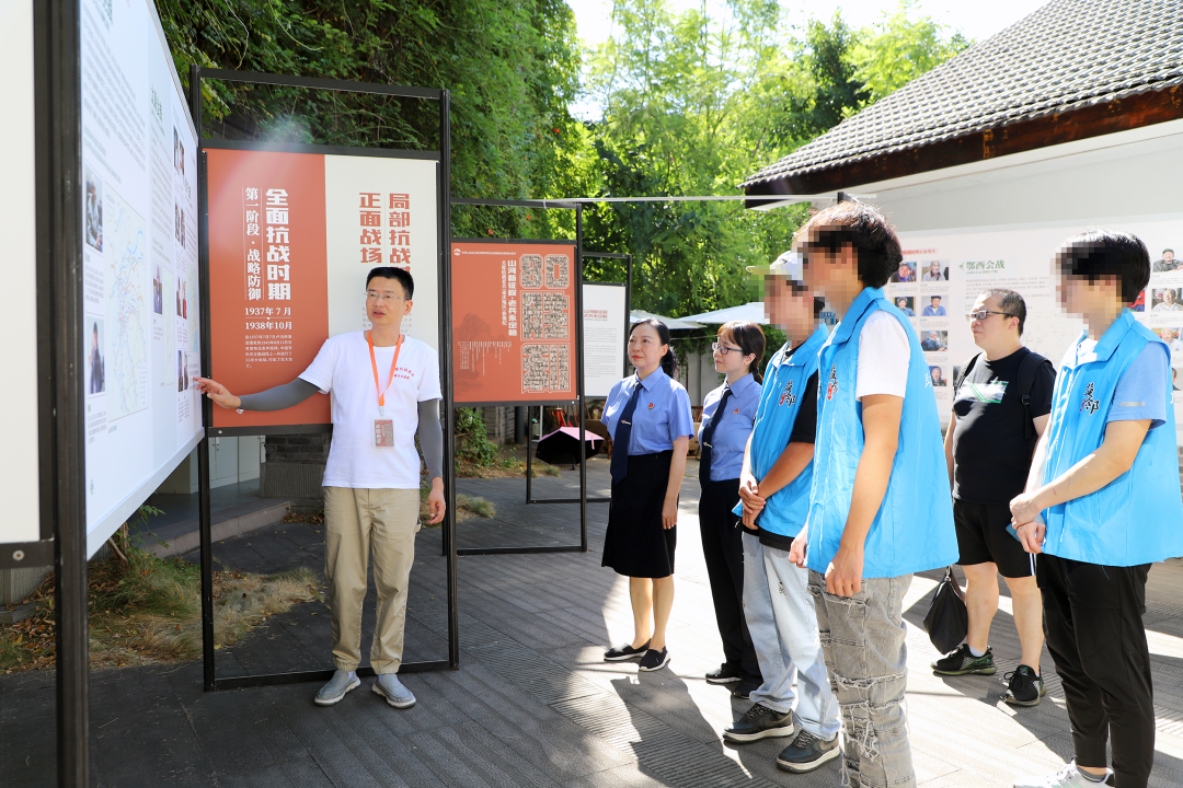 巴渝检影丨南岸：一堂特殊的“爱国主义教育课”（组图）